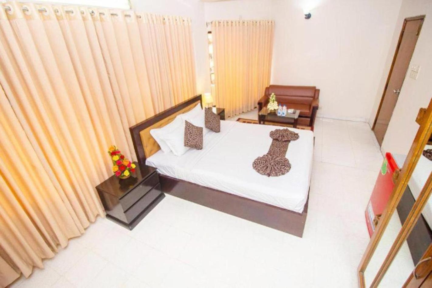 Hotel Suite Palace Baridhara Dhaka Exterior photo