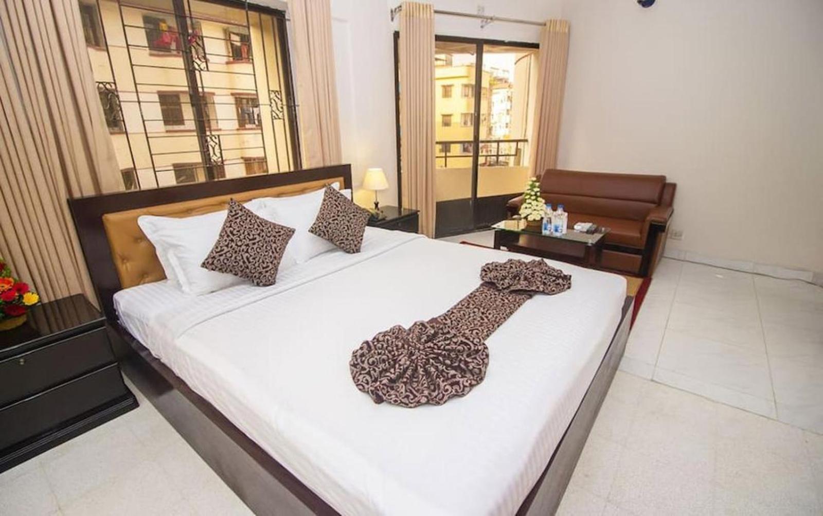 Hotel Suite Palace Baridhara Dhaka Exterior photo